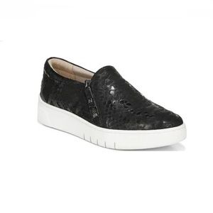 EUC- Naturalizer ‘Hawthorne’ Slip-On Sneakers